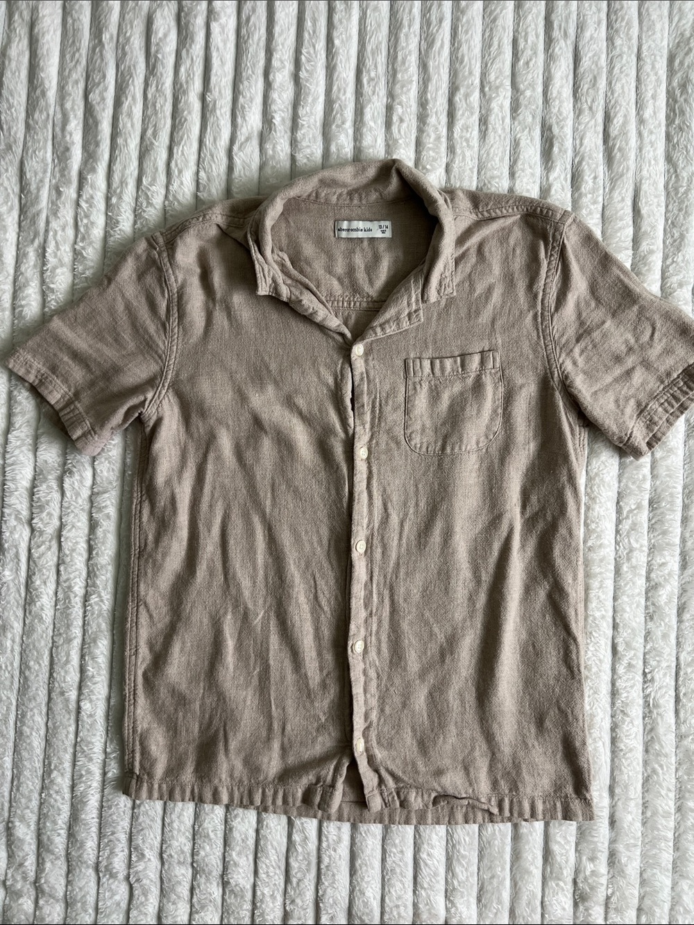 abercrombie kids teen boy 13/14 Short Sleeve Button-Down Shirt in Taupe